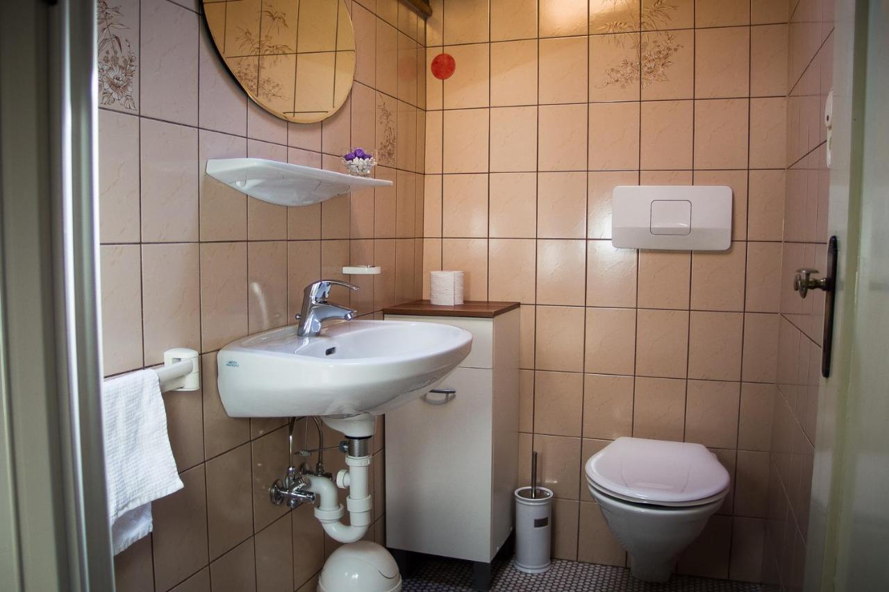 טארנץ Riverside Apartment מראה חיצוני תמונה
