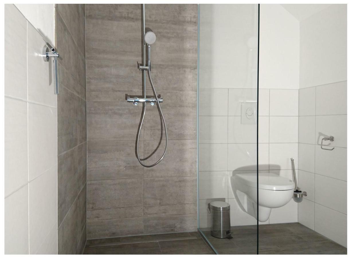 טארנץ Riverside Apartment מראה חיצוני תמונה